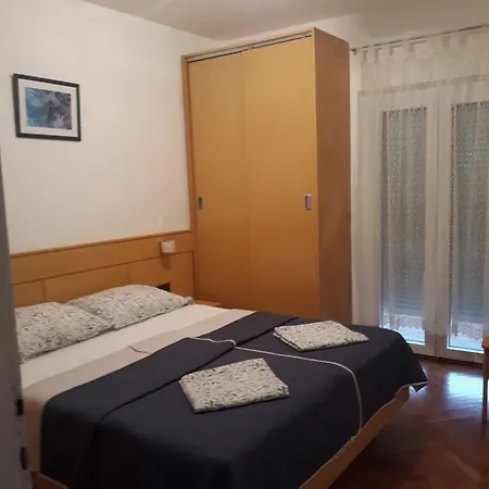 Apartmani Lana Rab Kampor Exterior photo