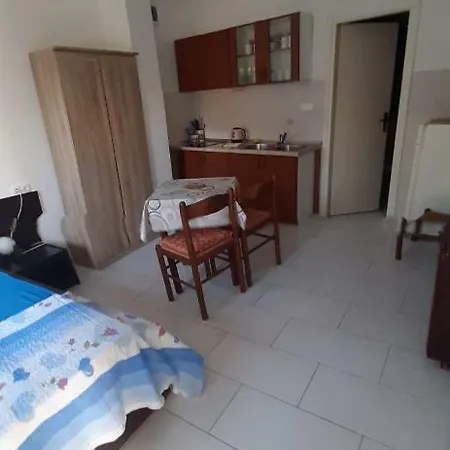 Apartmani Lana Rab Kampor Exterior photo