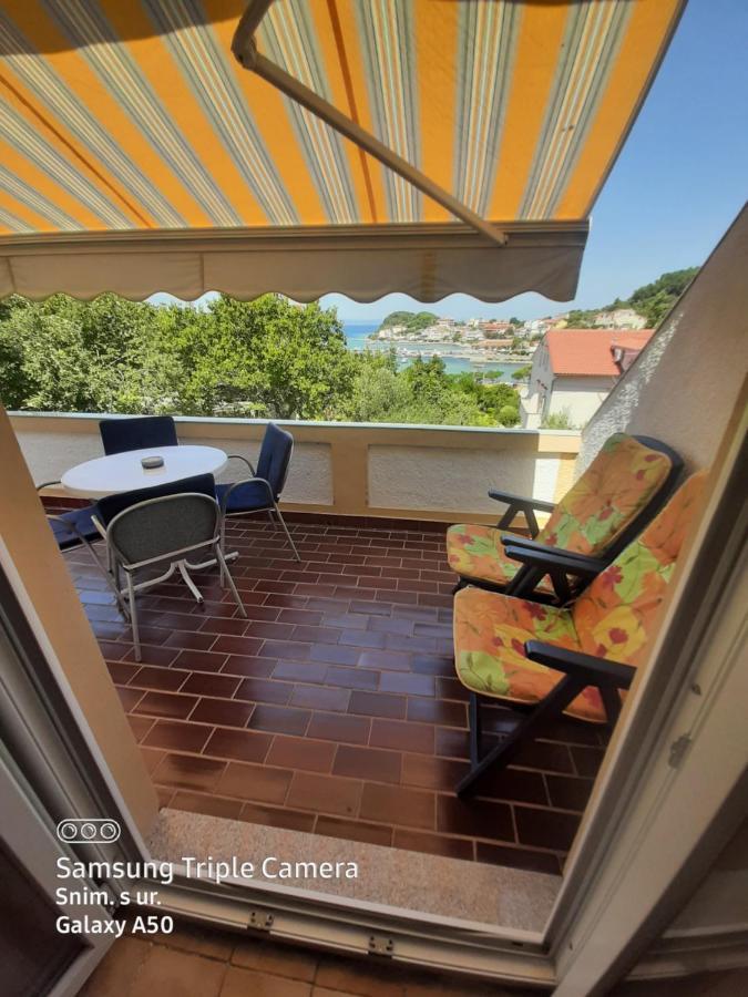 Apartment Apartmani Lana Rab