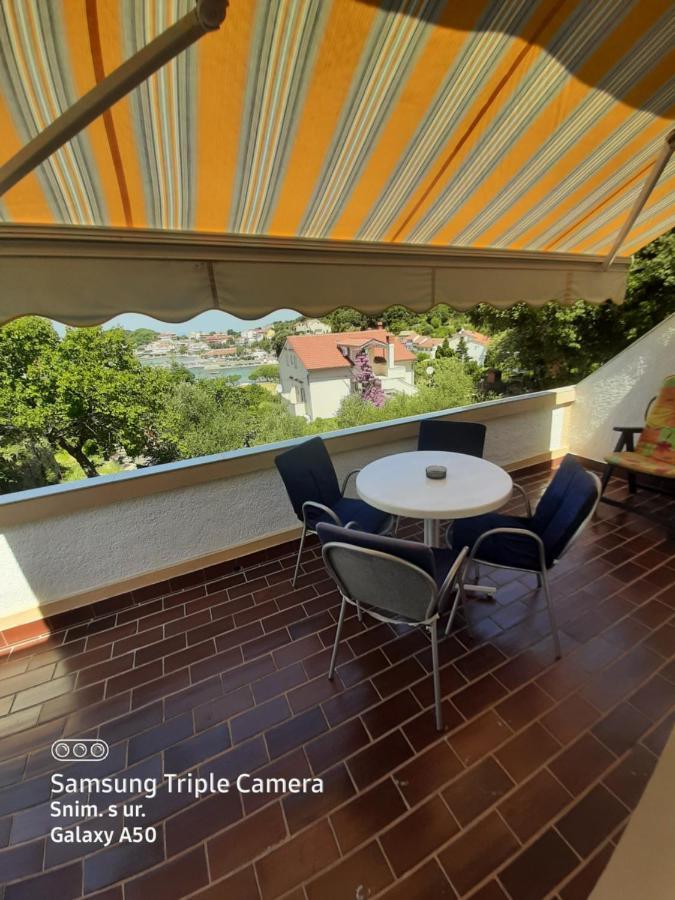 Apartmani Lana Rab Apartment *