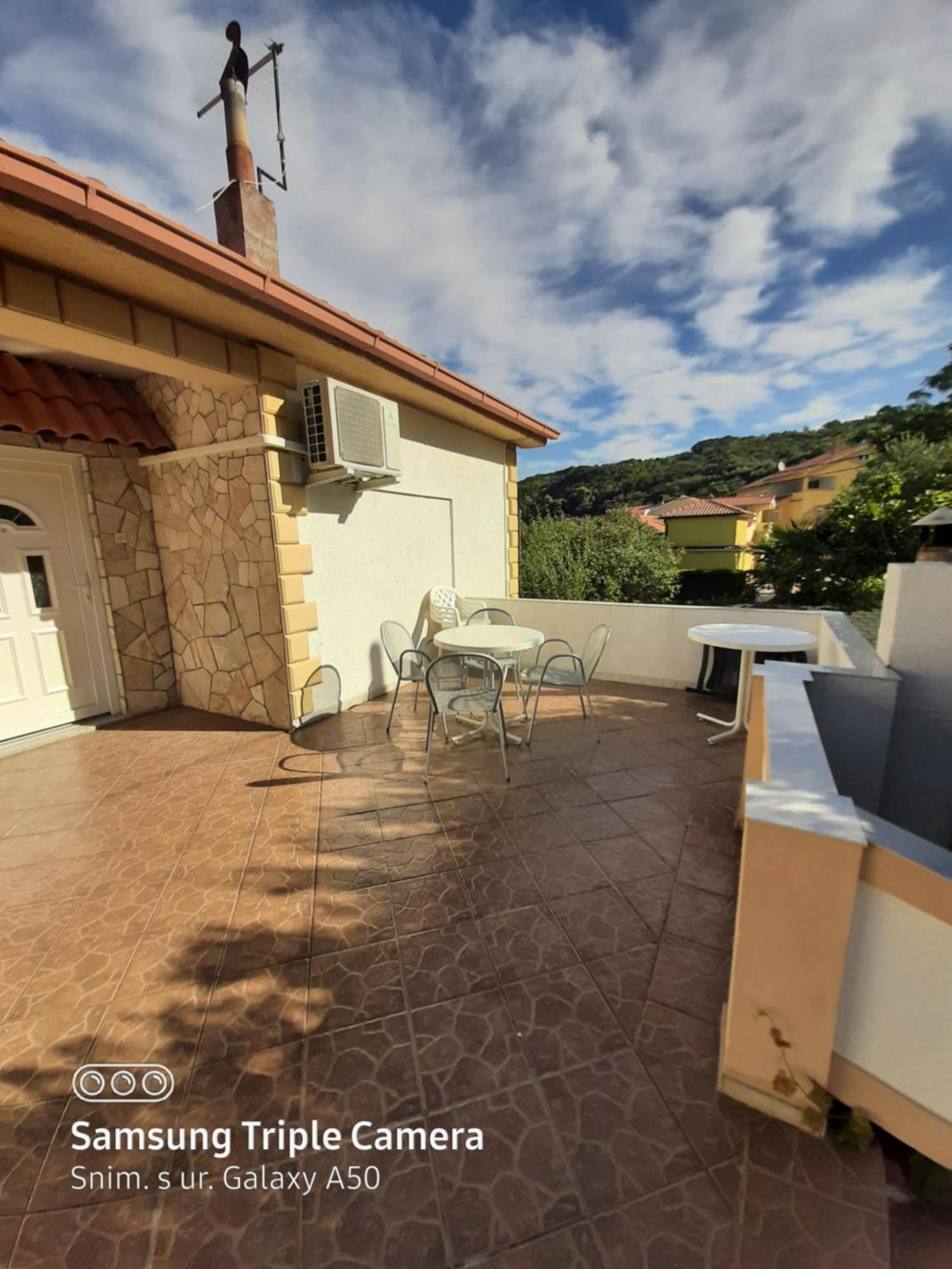 Apartmani Lana Rab Kampor