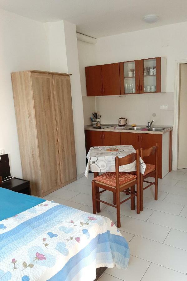 Apartmani Lana Rab Kampor